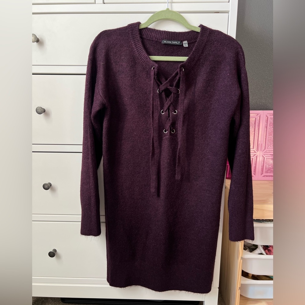 NWOT Black Tape_ Lace-Up Long Sleeve Sweater Dress Small